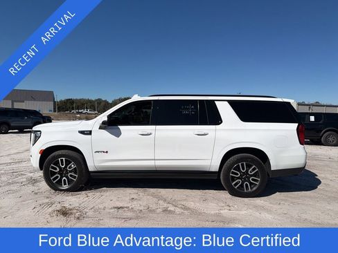 Used 2023 GMC Yukon XL AT4 w/ AT4 Premium Package image 2