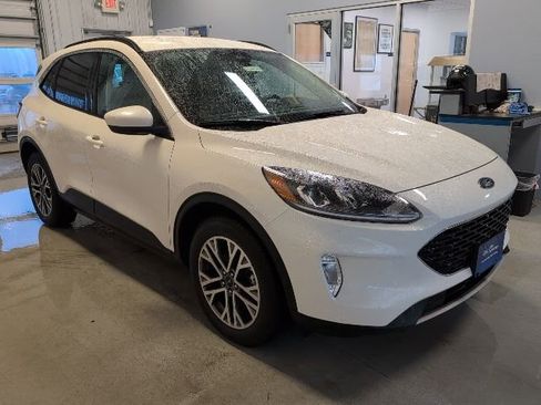 Certified 2021 Ford Escape SEL image 7