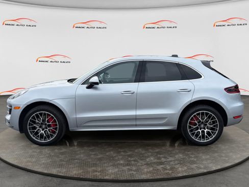 Used 2017 Porsche Macan Turbo AWD/4WD image 7