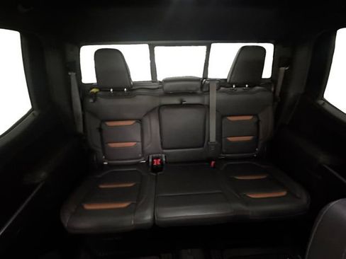 Used 2021 GMC Sierra 1500 AT4 w/ AT4 Value Package image 17