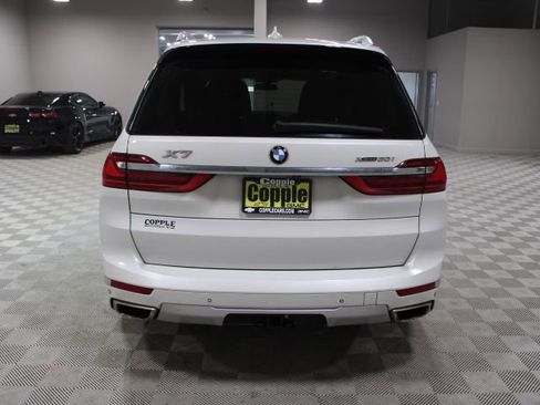 Used 2019 BMW X7 xDrive50i w/ Dynamic Handling Package image 11