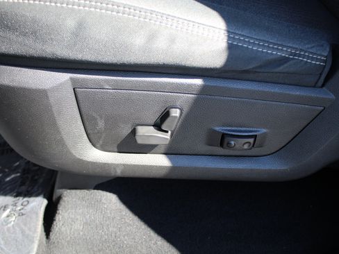 Used 2021 RAM 1500 Warlock AWD/4WD image 23