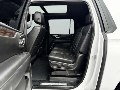 Used 2021 Chevrolet Suburban Z71 image 35