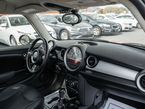 Used 2013 MINI Cooper Hardtop image 11