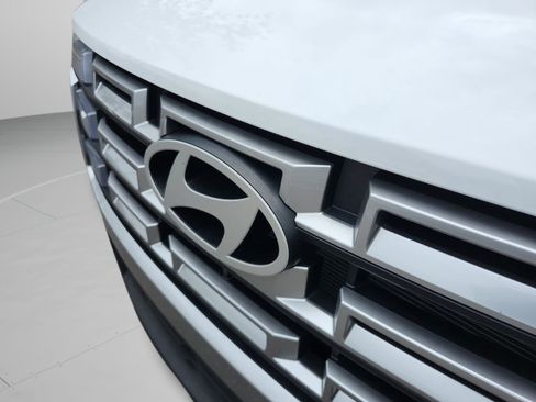 Certified 2025 Hyundai Santa Cruz SE FWD image 27