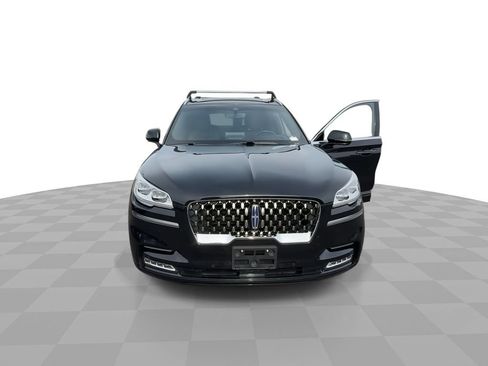 Used 2022 Lincoln Aviator Grand Touring w/ Equipment Group 301A AWD/4WD image 3