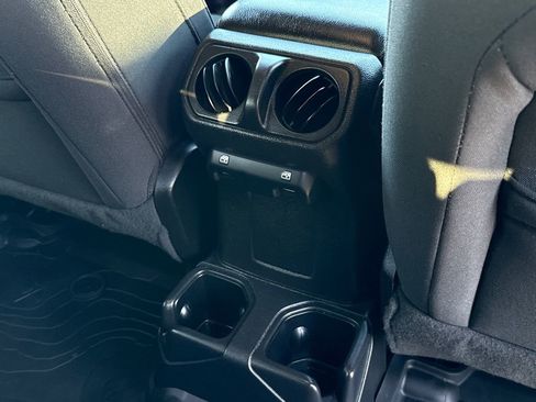 Certified 2022 Jeep Wrangler Unlimited Sport image 18