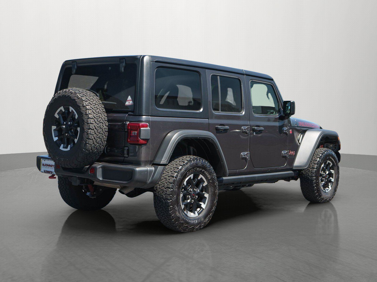 Used 2024 Jeep Wrangler Unlimited Rubicon w/ Safety Group AWD/4WD image 7