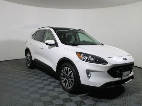 Certified 2020 Ford Escape Titanium image 2