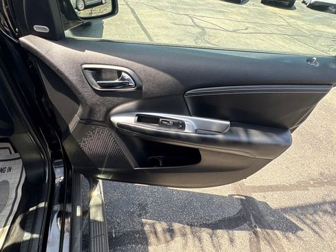 Used 2014 Dodge Journey Limited w/ Sun/Sound & Wheel Group FWD image 14