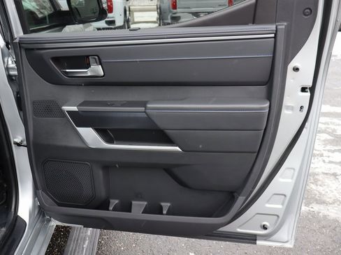 Used 2025 Toyota Tundra Platinum image 34