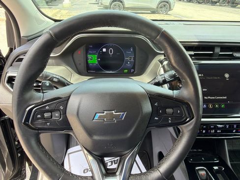 Used 2023 Chevrolet Bolt EUV Premier w/ Sun & Sound Package FWD image 26