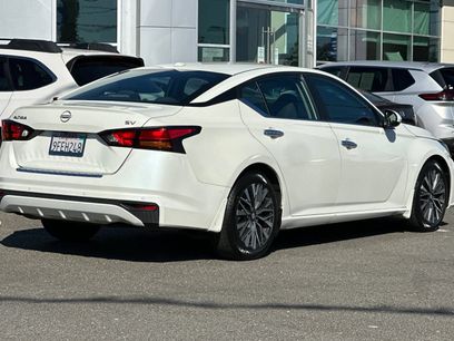 Certified 2023 Nissan Altima 2.5 SV