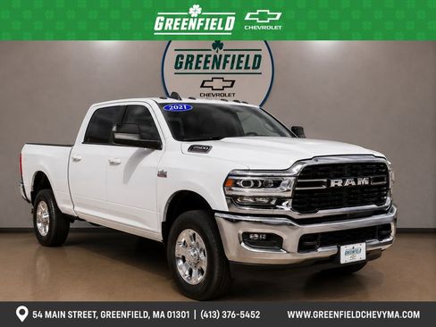 Used 2025 RAM 2500 Big Horn AWD/4WD image 1