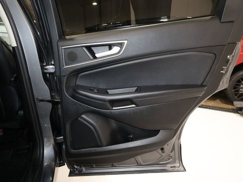 Used 2024 Ford Edge SEL image 19