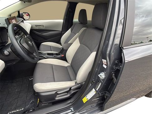 Certified 2024 Toyota Corolla LE image 39