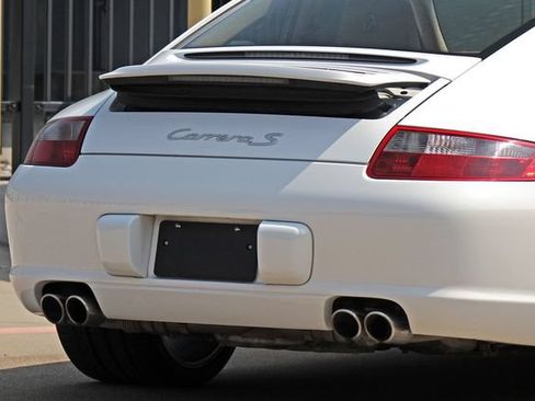 Used 2006 Porsche 911 Carrera S RWD image 39