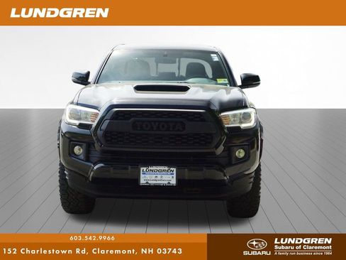Used 2016 Toyota Tacoma TRD Sport w/ Towing Package AWD/4WD image 33