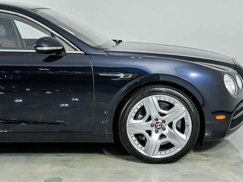 Used 2015 Bentley Flying Spur V8 image 15