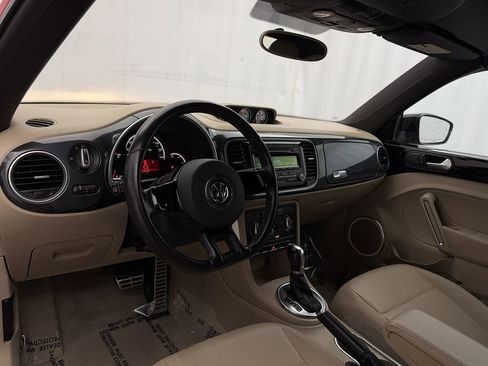 Used 2013 Volkswagen Beetle 2.0T image 13