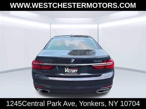 Used 2019 BMW 740e xDrive w/ Executive Package AWD/4WD image 5