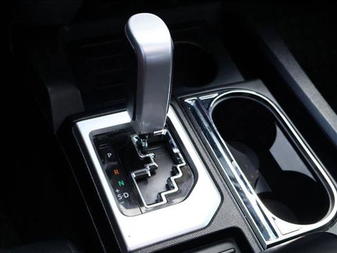 Used 2015 Toyota Tundra Limited AWD/4WD image 16