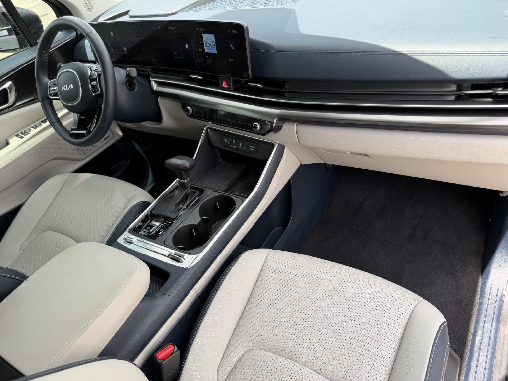 Certified 2026 Kia Carnival SX Prestige FWD image 15