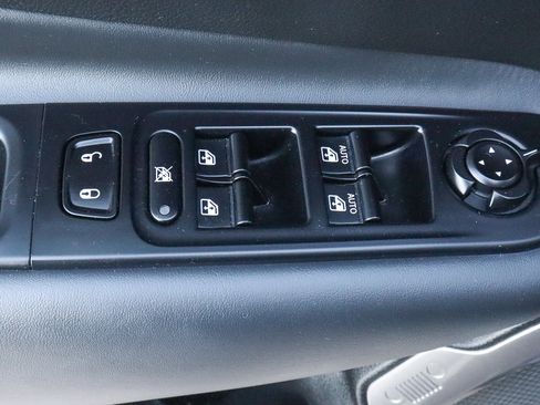 Used 2023 Jeep Renegade Latitude image 15