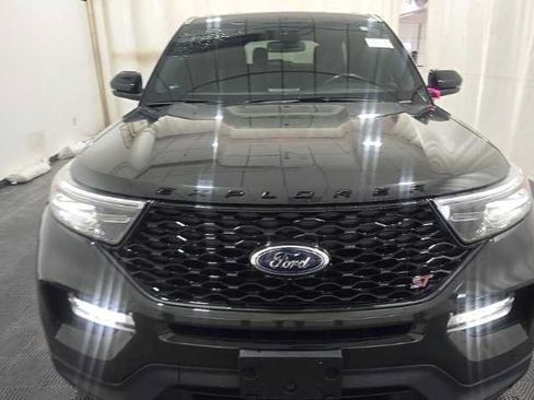 Used 2022 Ford Explorer ST AWD/4WD image 4