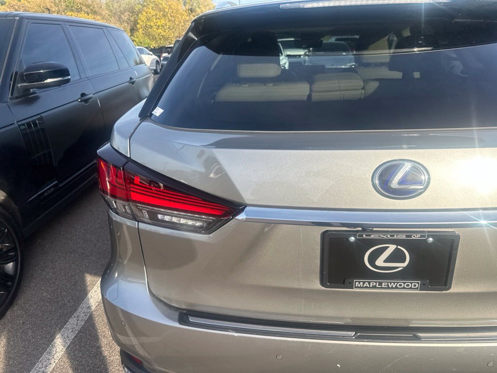Used 2020 Lexus RX 450h AWD w/ Luxury Package image 22
