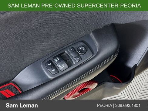 Used 2018 Dodge Challenger R/T Scat Pack image 17