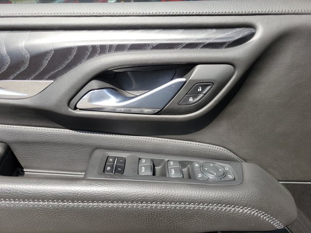 Used 2023 GMC Yukon Denali AWD/4WD image 8