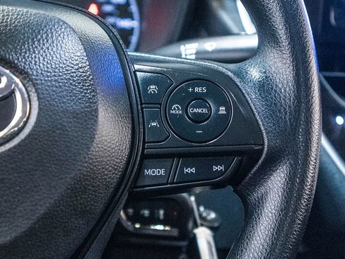 Used 2024 Toyota Corolla LE FWD image 19