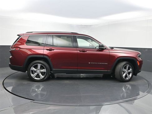 Used 2021 Jeep Grand Cherokee L Limited image 51