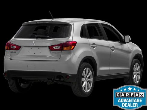 Used 2015 Mitsubishi Outlander Sport ES FWD image 2