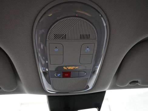 Used 2025 Hyundai Ioniq 5 SE RWD image 24