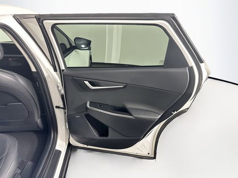 Used 2023 Kia EV6 Wind w/ Wind Technology Package RWD image 30