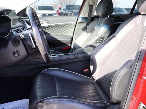 Used 2020 Genesis G70 2.0T w/ Prestige Package image 13