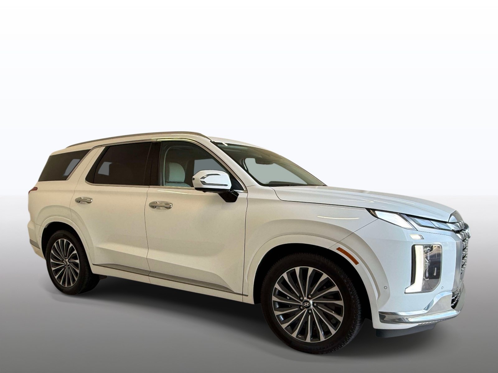 Used 2024 Hyundai Palisade Calligraphy AWD/4WD image 9