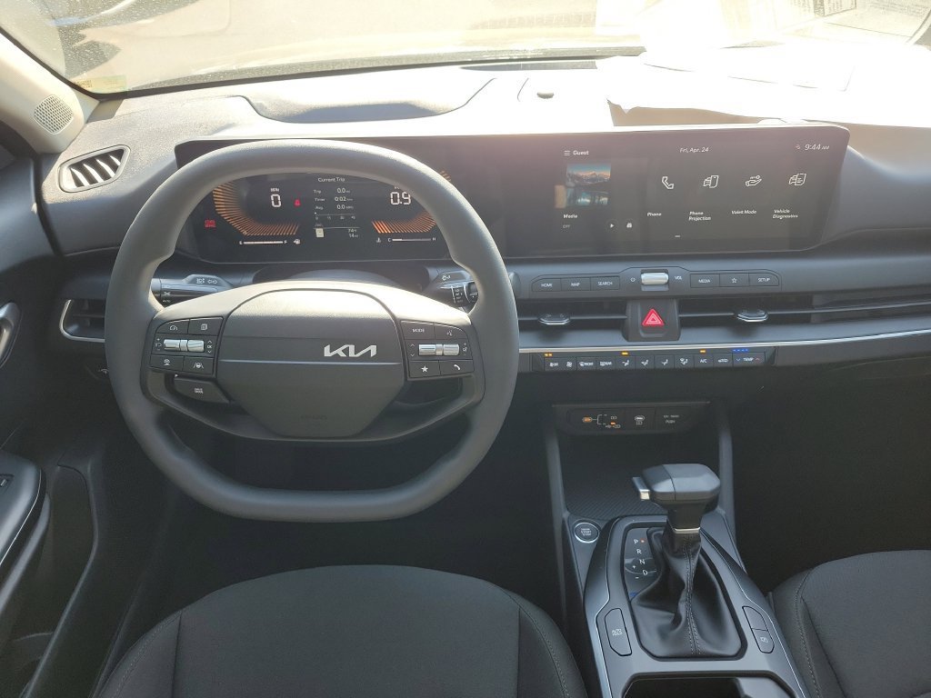 New 2026 Kia K4 FWD image 17