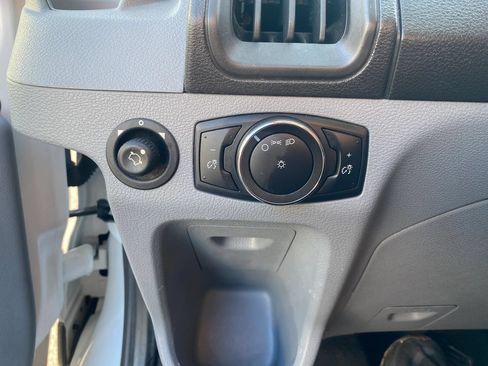 Used 2016 Ford Transit 150 XL RWD image 18
