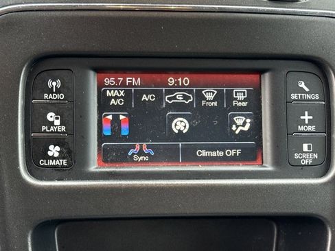 Used 2018 Dodge Journey SE w/ Blacktop Package image 28