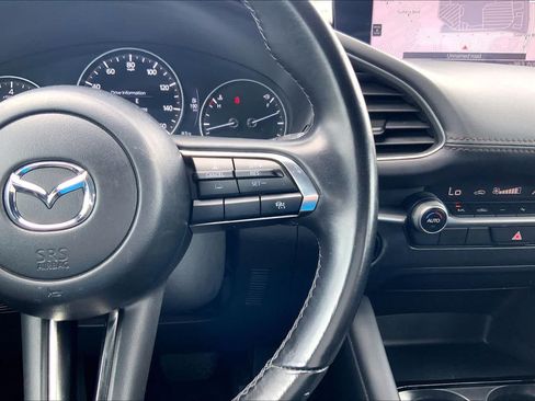 Used 2024 MAZDA MAZDA3 s FWD image 24