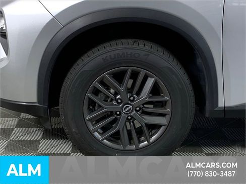 Used 2024 Nissan Rogue S image 14