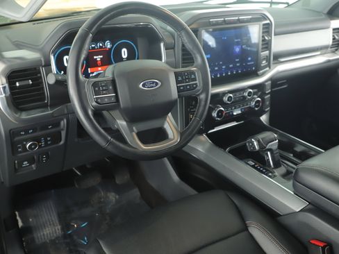 Used 2022 Ford F150 Lariat w/ Tow Technology Package image 13