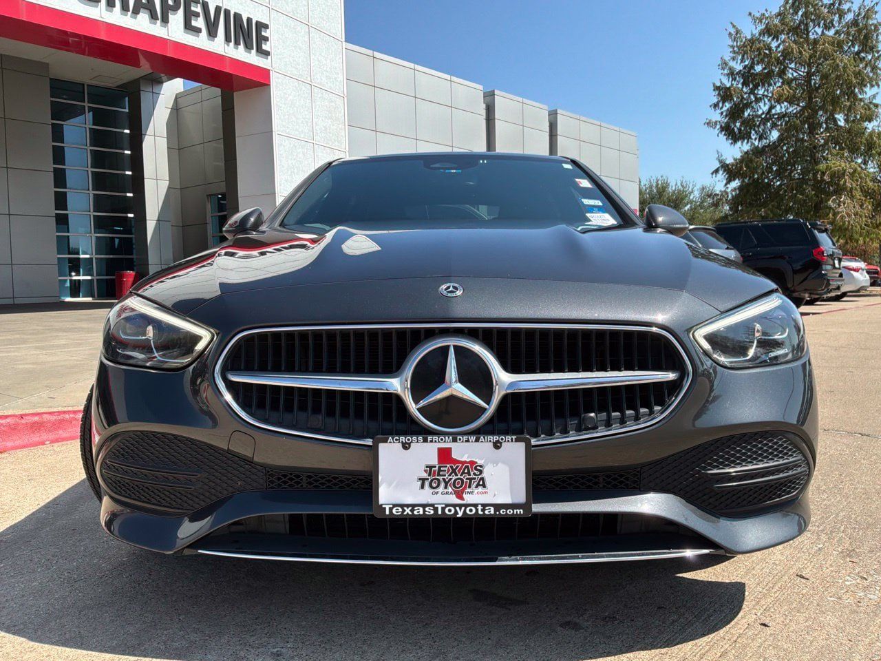 Used 2022 Mercedes-Benz C 300 Sedan image 3