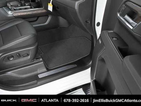 New 2026 GMC Sierra 1500 SLT w/ SLT Premium Package image 24