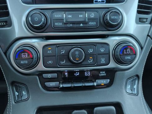 Used 2020 Chevrolet Tahoe LT AWD/4WD image 19