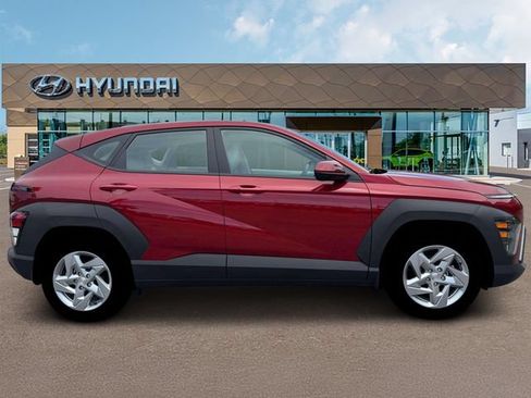 New 2026 Hyundai Kona SE FWD image 9