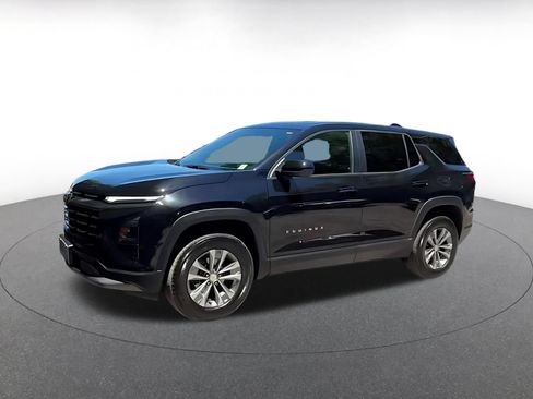 Used 2025 Chevrolet Equinox LT FWD image 6